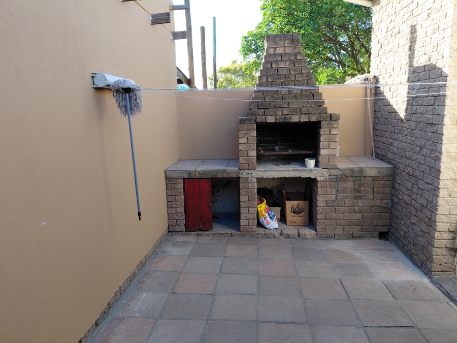 3 Bedroom Property for Sale in Strelitzia Park Eastern Cape